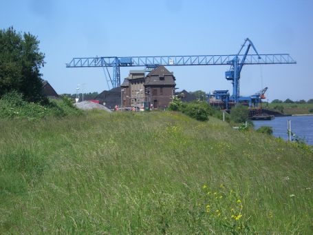 Orsoy : Rheinhafen Orsoy